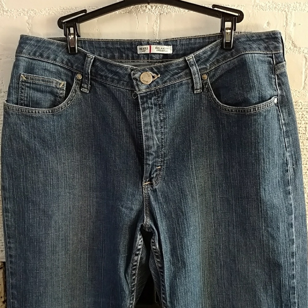 Jeans - Picture 2 of 4